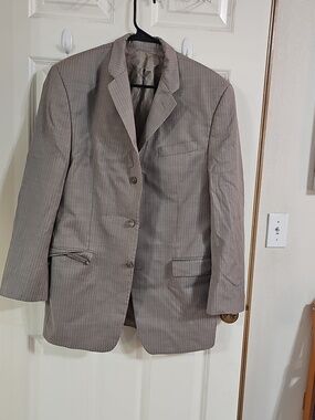 Calvin Klein Men's Gray Pinstripe Sport Coat  Size Mens 40 L EGC